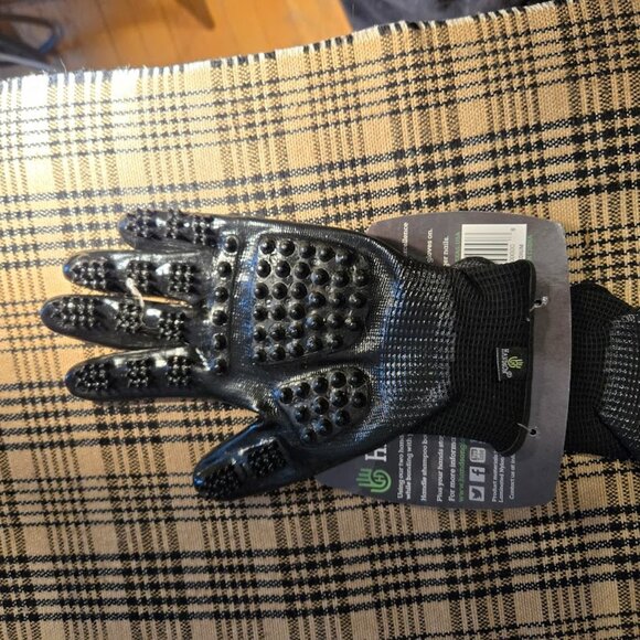 Hands On Grooming Gloves - Horses, Dogs pets- new with tags on - Picture 5 of 5